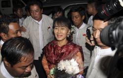 suu kyi 12nov13 1